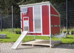 Hühnerstall rot APS Arosio